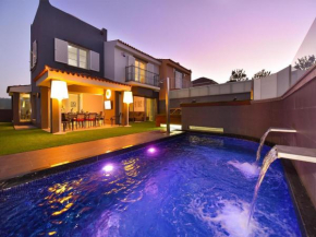 Villa Meloneras Deluxe| Luxury Retreat in Gran Canaria | Private Heated Pool | Garden Terrace & BBQ | Fitness Room | Walking Distance of Meloneras Beach | Meloneras
